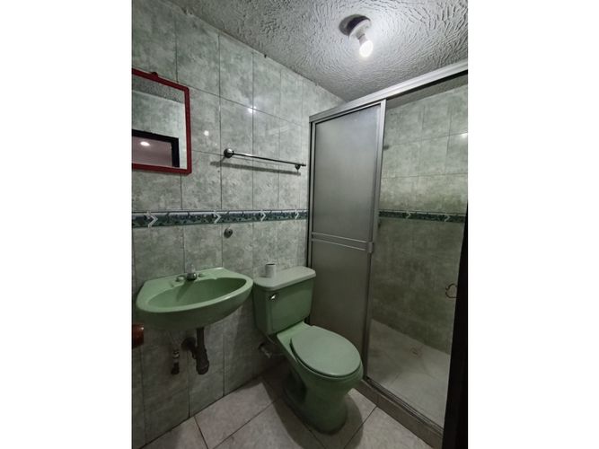 Casa de 6 alcobas en venta en Alamos, Armenia, 235 m² · foto 12 de 15