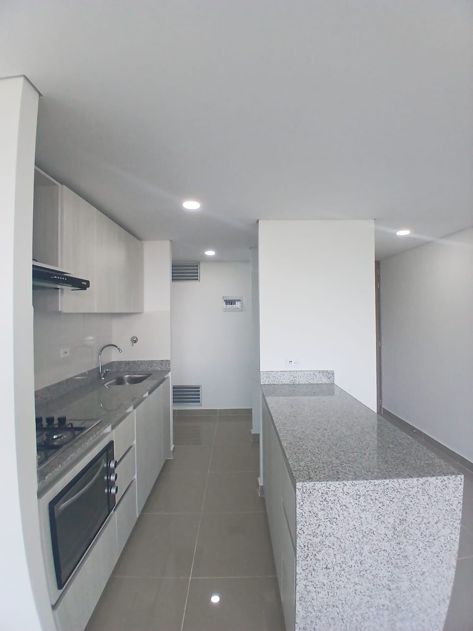 Apartamento en venta en La Ferreria, La Estrella · foto 2 de 14