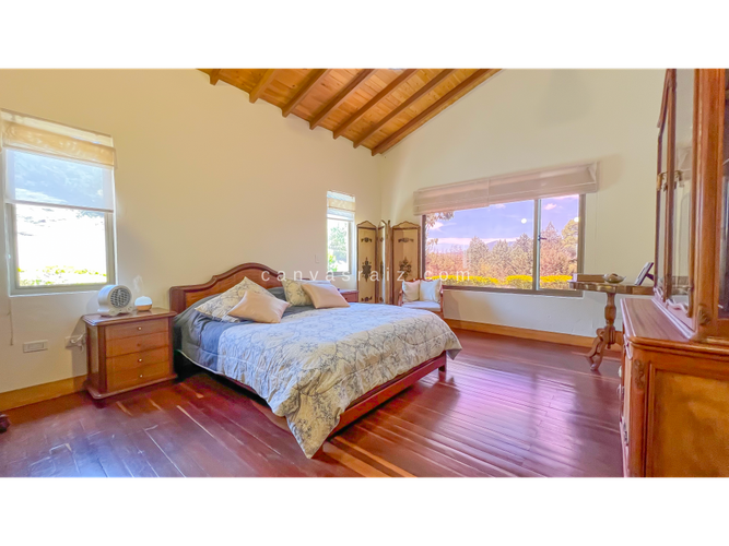 Casa de 5 alcobas en venta en Pantanillo, El Retiro, 315 m² · foto 13 de 19