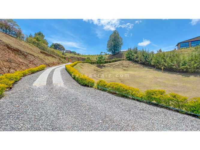 Casa de 5 alcobas en venta en Pantanillo, El Retiro, 315 m² · foto 18 de 19