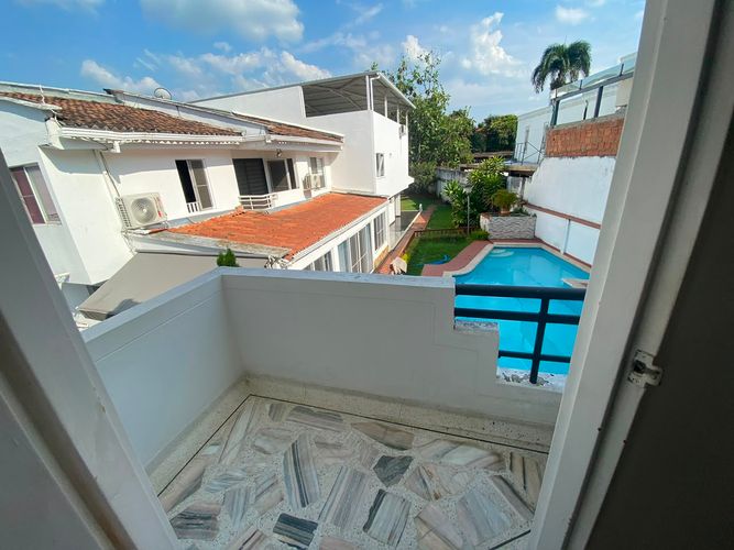 Casa de 5 alcobas en venta en Ciudad Jardin, Cali, 266 m² · foto 3 de 21