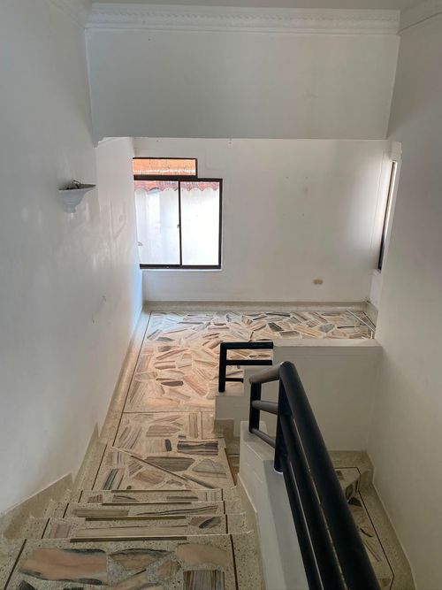 Casa de 5 alcobas en venta en Ciudad Jardin, Cali, 266 m² · foto 14 de 21