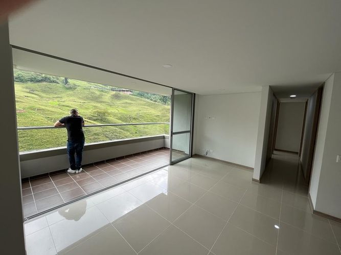Apartamento en venta en El Chingui, Envigado · foto 8 de 24