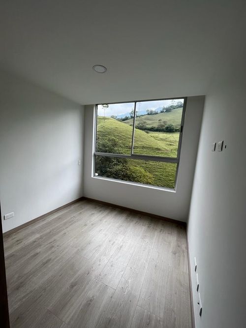 Apartamento en venta en El Chingui, Envigado · foto 16 de 24