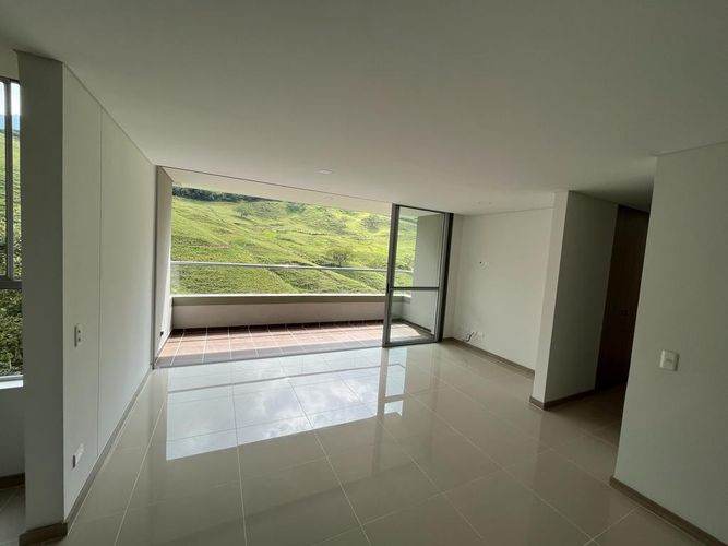 Apartamento en venta en El Chingui, Envigado · foto 6 de 24