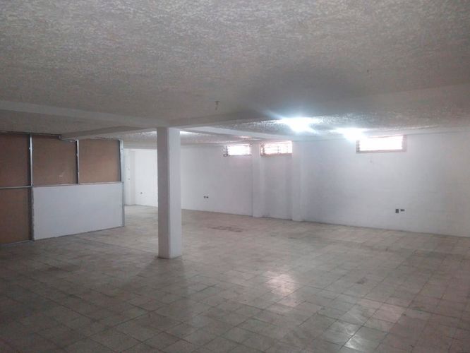 Bodega en arriendo en San Juan Bautista, Itagüí, 250 m² · foto 5 de 19