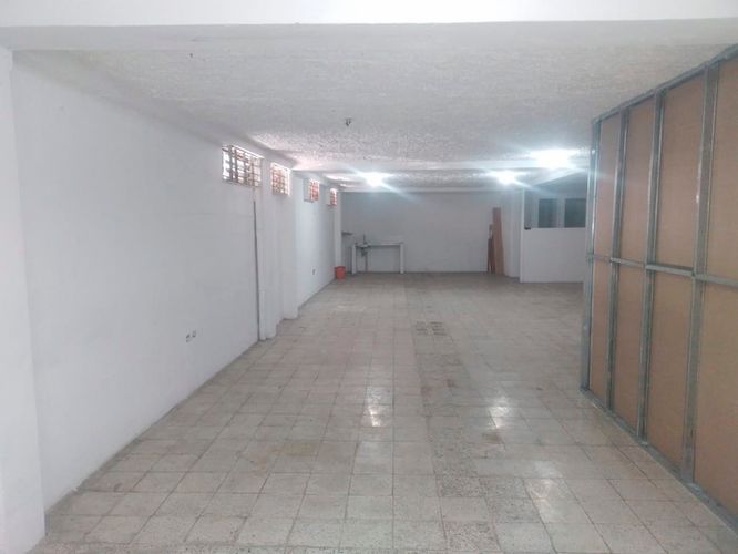 Bodega en arriendo en San Juan Bautista, Itagüí, 250 m² · foto 8 de 19