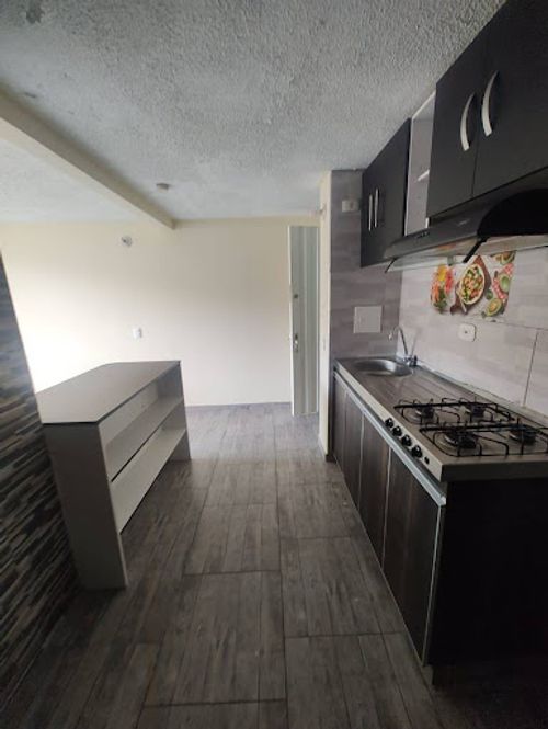 Apartamento de 3 alcobas en venta en La Prosperidad, Madrid, 64 m² · foto 4 de 16