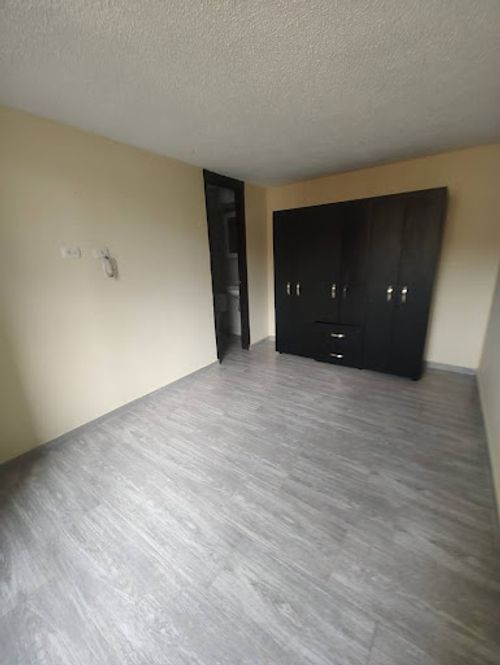 Apartamento de 3 alcobas en venta en La Prosperidad, Madrid, 64 m² · foto 12 de 16