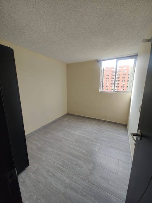 Apartamento de 3 alcobas en venta en La Prosperidad, Madrid, 64 m² · foto 14 de 16