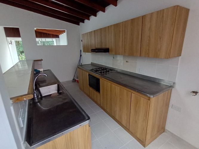 Apartamento de 4 alcobas en arriendo en Laureles, Medellín, 120 m² · foto 6 de 18