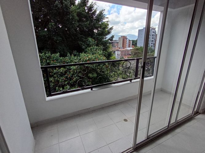 Apartamento de 4 alcobas en arriendo en Laureles, Medellín, 120 m² · foto 18 de 18