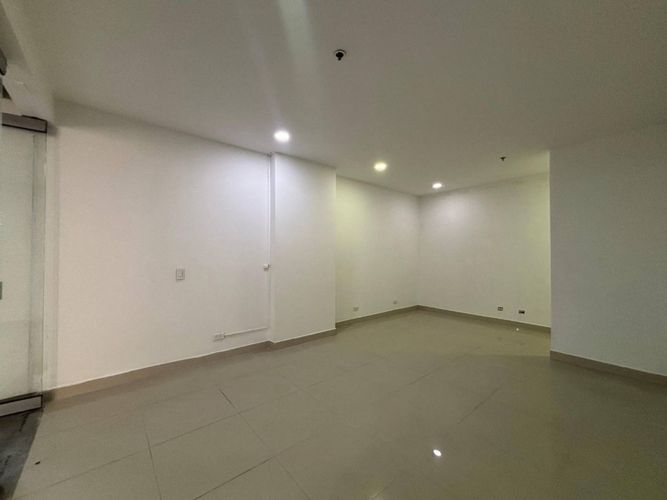 Local en arriendo en Las Palmas, Medellín, 25 m² · foto 2 de 7