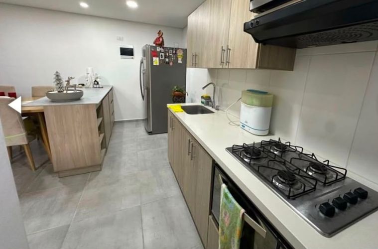 Apartamento de 3 alcobas en venta en El Chingui, Envigado, 73 m² · foto 3 de 24