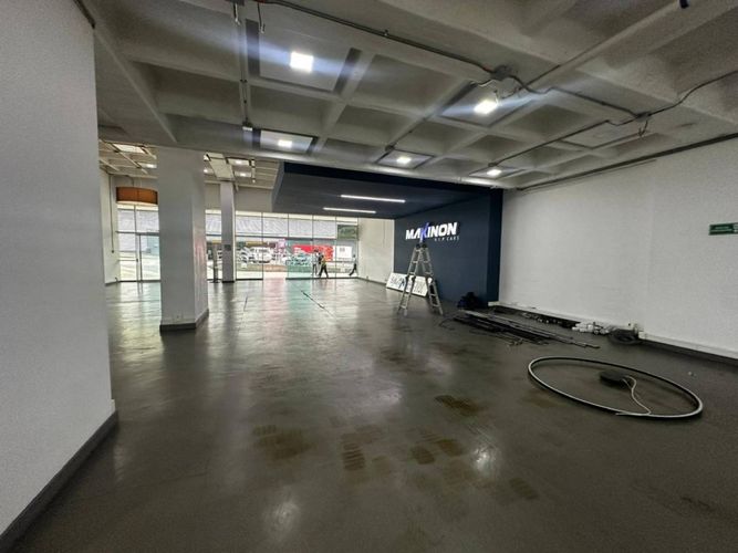 Local en arriendo en Milla De Oro, Medellín, 500 m² · foto 4 de 16