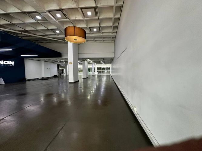 Local en arriendo en Milla De Oro, Medellín, 500 m² · foto 5 de 16