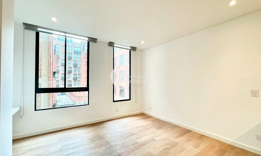 Apartamento de 1 alcoba en venta en El Virrey, Bogotá, 47 m² · foto 2 de 10