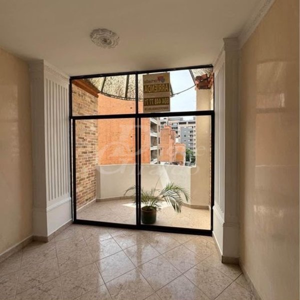 Apartamento en arriendo en Laureles, Medellín · foto 4 de 13