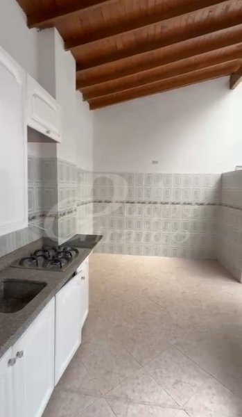 Apartamento en arriendo en Laureles, Medellín · foto 7 de 13