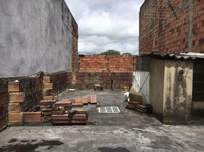 Casa de 7 alcobas en venta en Salvador Allende, Bogotá, 157 m² · foto 1 de 9