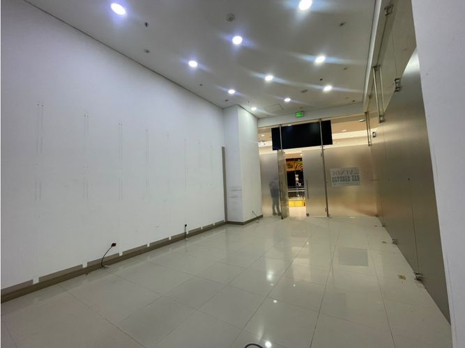 Local en venta en Gratamira, Soacha, 47 m² · foto 9 de 13