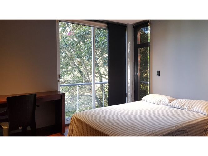 Casa de 4 alcobas en venta en Loma Del Chocho, Envigado, 293 m² · foto 7 de 14