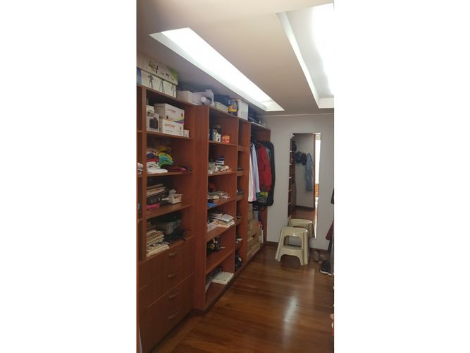 Casa de 4 alcobas en venta en Loma Del Chocho, Envigado, 293 m² · foto 8 de 14