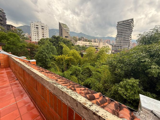 Apartamento de 2 alcobas en arriendo en Lalinde, Medellín, 155 m² · foto 19 de 22