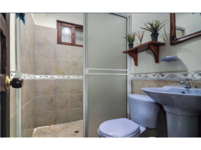 Finca en venta en La Misericordia, Copacabana, 438 m² · foto 16 de 24