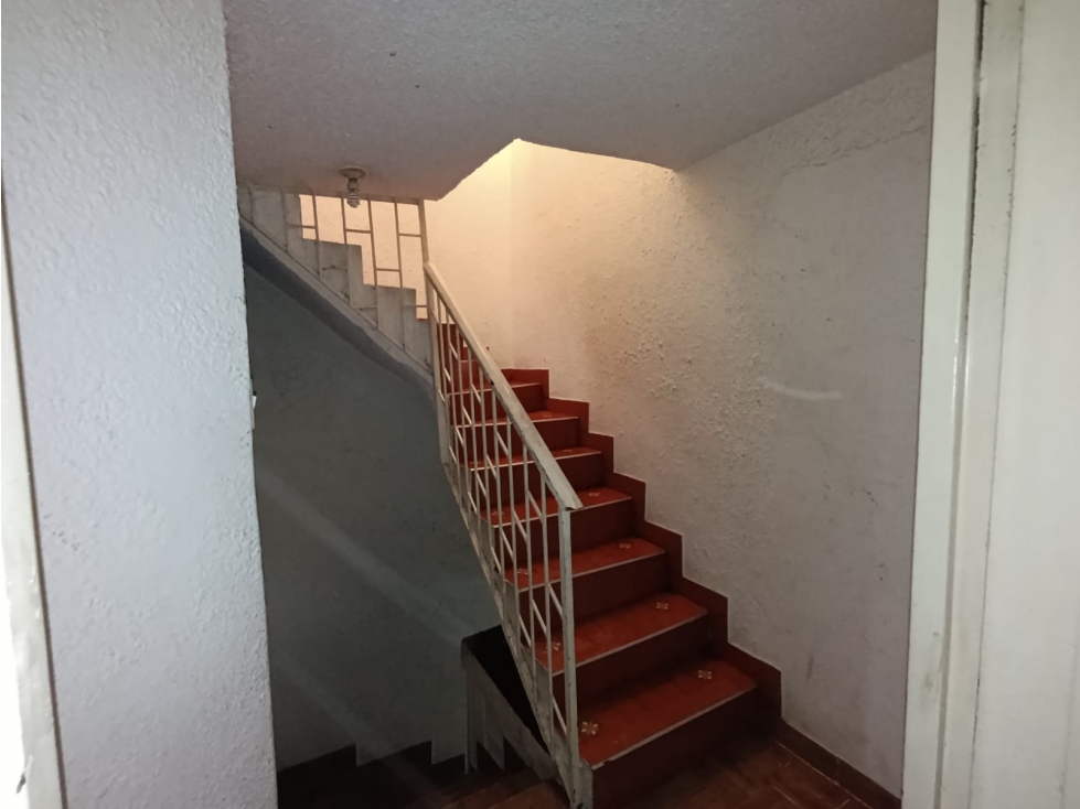 Casa en venta en Gran Britalia, Bogotá · foto 8 de 23