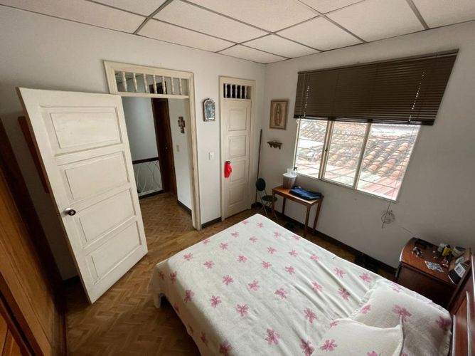 Casa de 6 alcobas en venta en San Fernando Viejo, Cali, 325 m² · foto 22 de 24