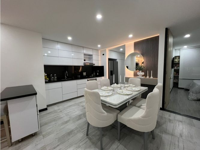 Apartamento de 2 alcobas en venta en San Patricio, Bogotá, 86 m² · foto 6 de 14
