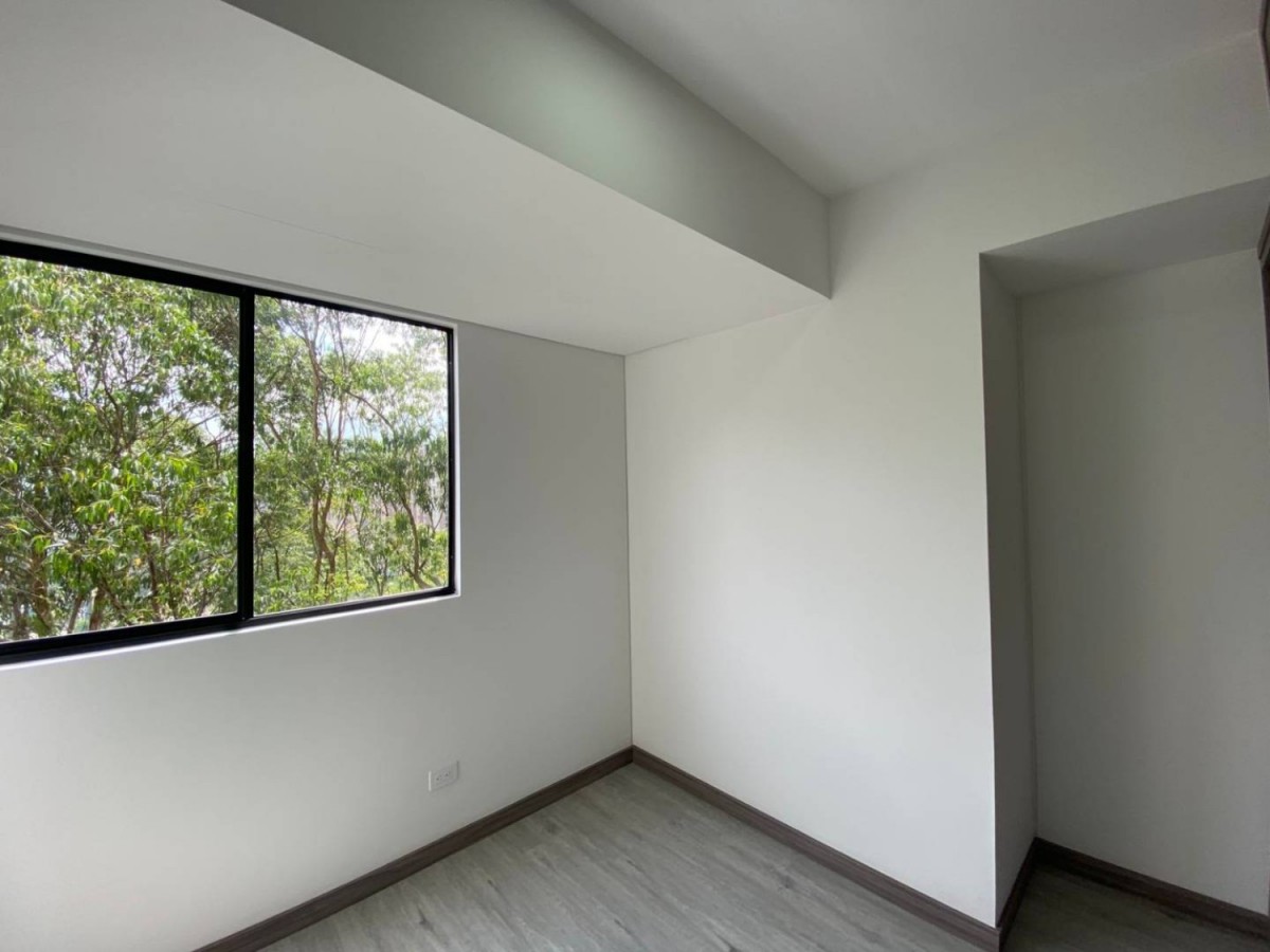 Apartamento en arriendo en Las Palmas, Medellín · foto 14 de 17