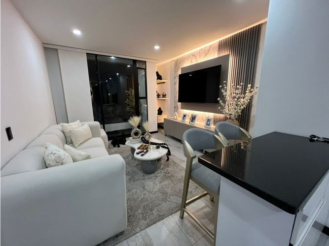 Apartamento de 2 alcobas en venta en San Patricio, Bogotá, 86 m² · foto 13 de 14
