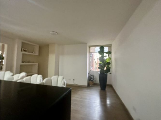 Apartamento de 3 alcobas en venta en La Carolina, Bogotá, 156 m² · foto 8 de 23