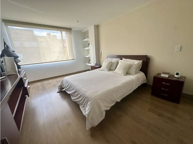 Apartamento de 3 alcobas en venta en La Carolina, Bogotá, 156 m² · foto 16 de 23