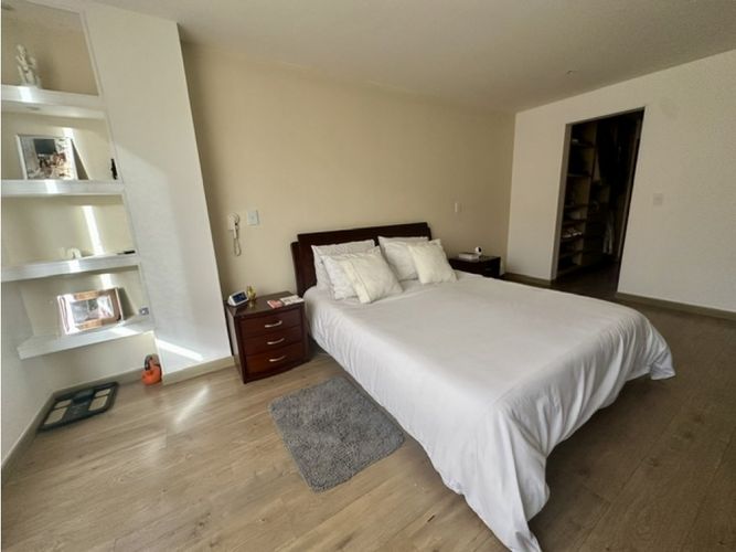 Apartamento de 3 alcobas en venta en La Carolina, Bogotá, 156 m² · foto 17 de 23