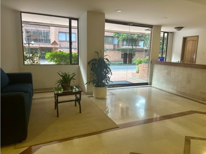 Apartamento de 3 alcobas en venta en La Carolina, Bogotá, 156 m² · foto 21 de 23