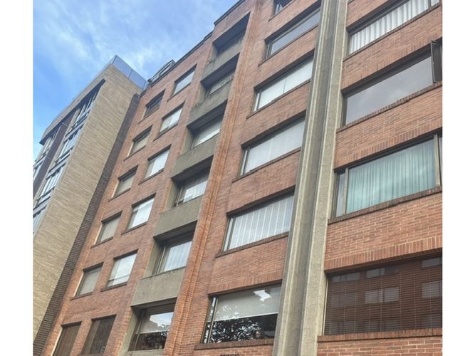 Apartamento de 3 alcobas en venta en La Carolina, Bogotá, 156 m² · foto 23 de 23