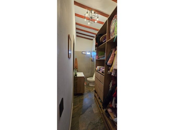 Casa de 4 alcobas en venta en Cabecera Urbana San Cristobal, Medellín, 500 m² · foto 7 de 23