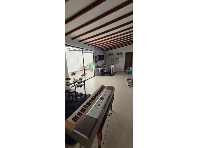 Casa de 4 alcobas en venta en Cabecera Urbana San Cristobal, Medellín, 500 m² · foto 10 de 23