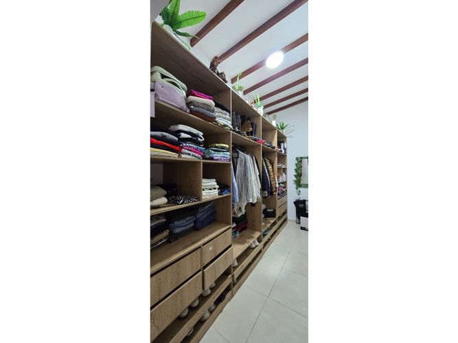 Casa de 4 alcobas en venta en Cabecera Urbana San Cristobal, Medellín, 500 m² · foto 17 de 23