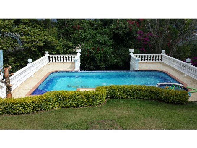 Finca en venta en La Veta, Copacabana, 950 m² · foto 21 de 24