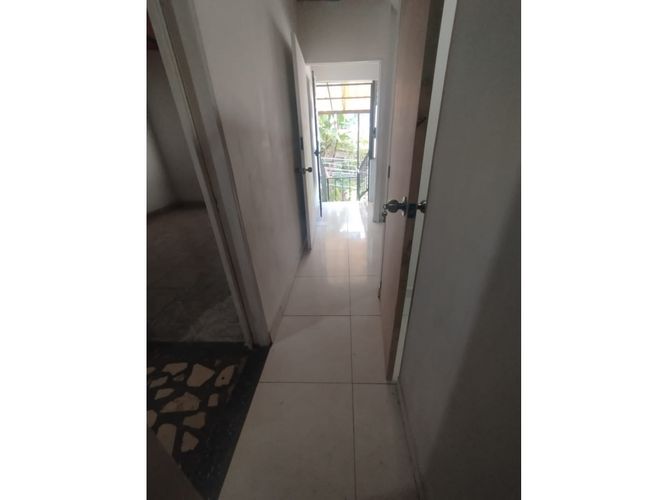 Apartaestudio en venta en Los Cerros - El Vergel, Medellín, 150 m² · foto 7 de 24
