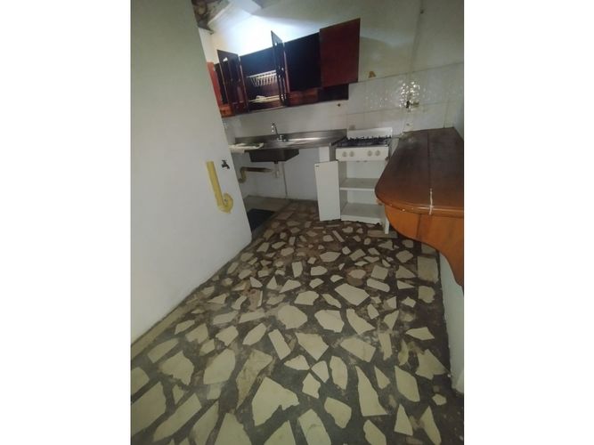 Apartaestudio en venta en Los Cerros - El Vergel, Medellín, 150 m² · foto 12 de 24