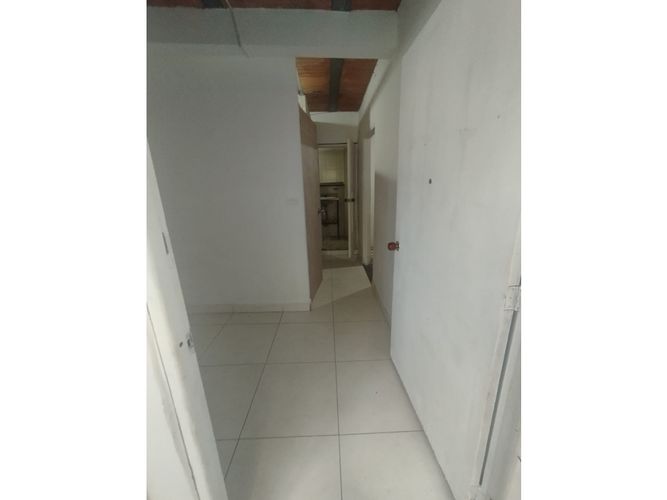 Apartaestudio en venta en Los Cerros - El Vergel, Medellín, 150 m² · foto 15 de 24