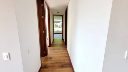 Apartamento en arriendo en Patio Bonito, Medellín · foto 3 de 19