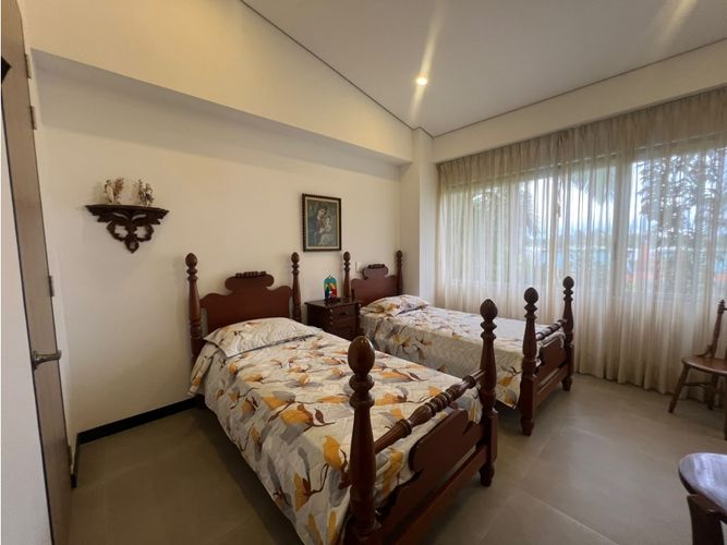 Casa de 3 alcobas en venta en Cerritos, Pereira, 322 m² · foto 12 de 24