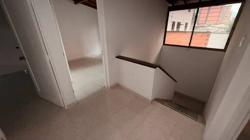 Casa en arriendo en Estadio, Medellín · foto 5 de 24
