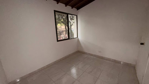 Casa en arriendo en Estadio, Medellín · foto 18 de 24